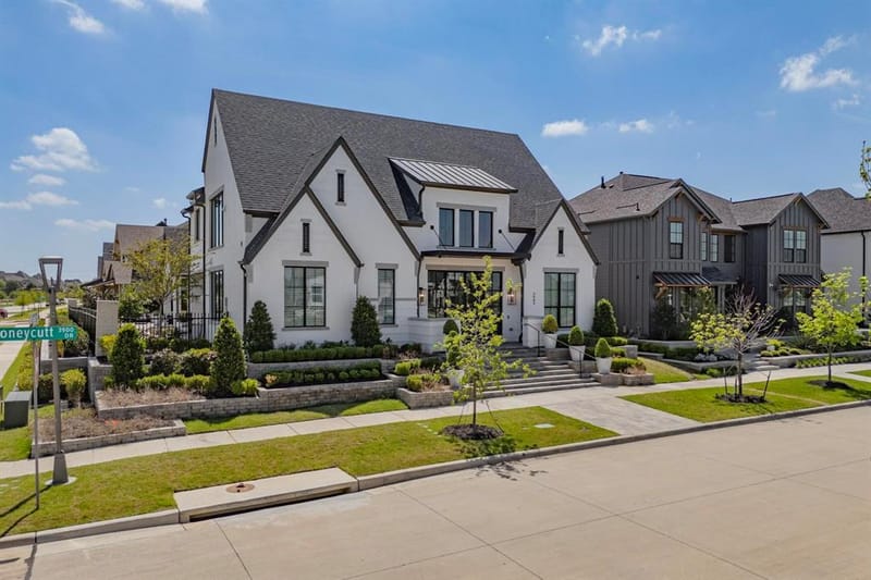 3983 Honeycutt Drive, Frisco TX 75033 - Photo 5