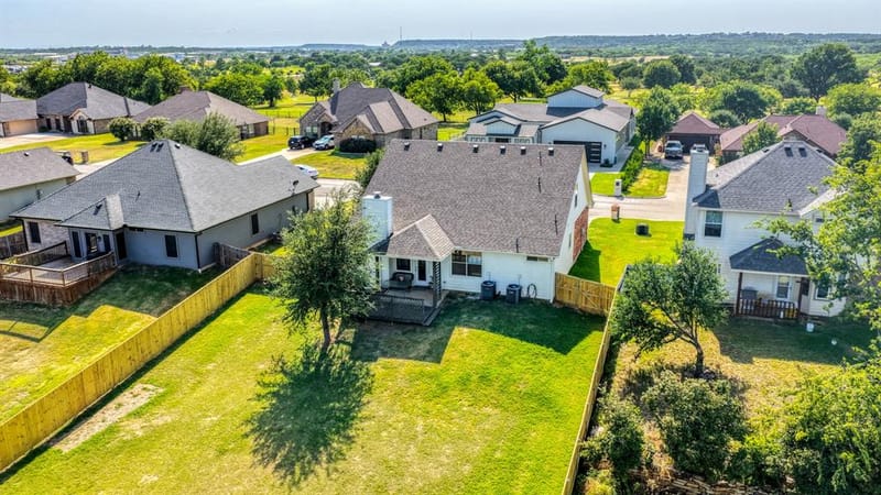 604 Holiday Hills Drive, Mineral Wells TX 76067 - Photo 36