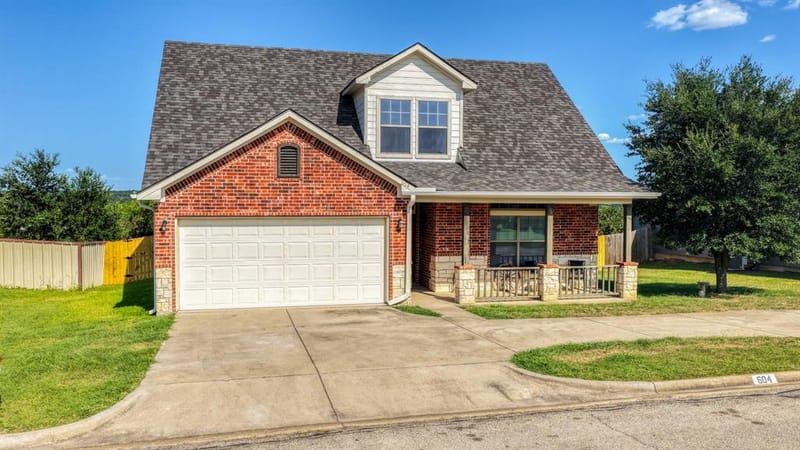 604 Holiday Hills Drive, Mineral Wells TX 76067 - Photo 35