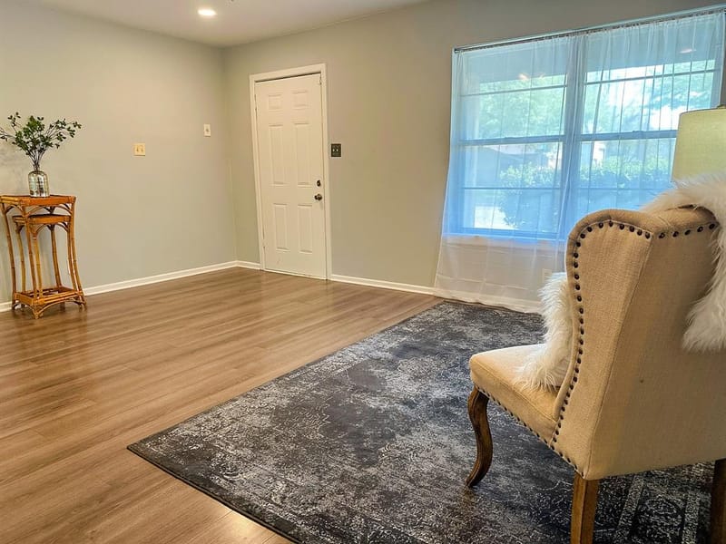 801 N Douglas Avenue, Cleburne TX 76033 - Photo 6