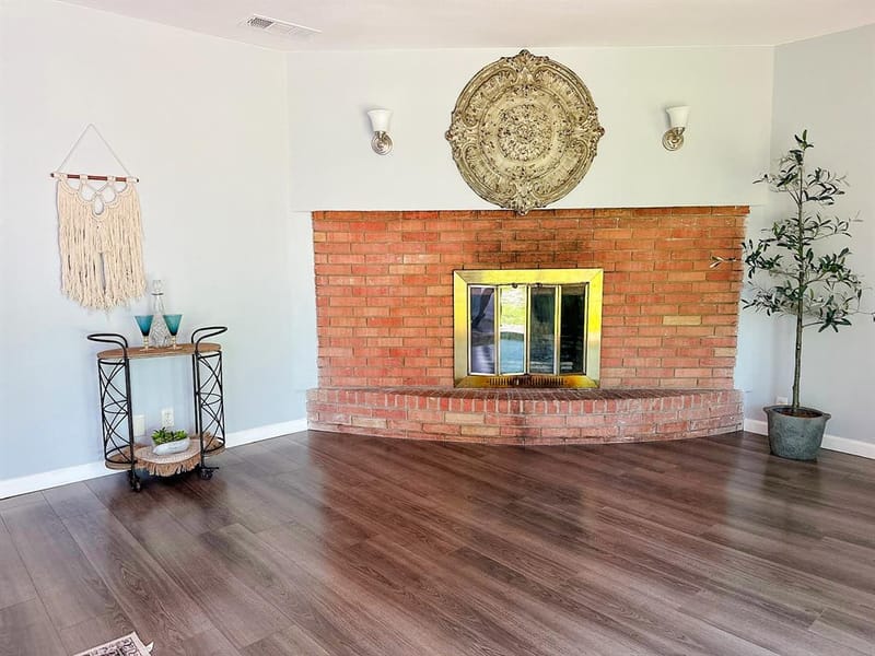 801 N Douglas Avenue, Cleburne TX 76033 - Photo 7
