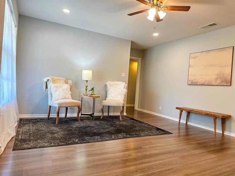801 N Douglas Avenue, Cleburne TX 76033 - Photo 3