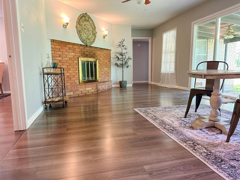 801 N Douglas Avenue, Cleburne TX 76033 - Photo 9