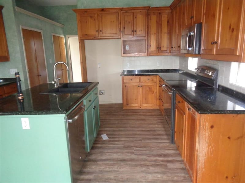 110 Pawnee Trail, Lake Kiowa TX 76240 - Photo 6