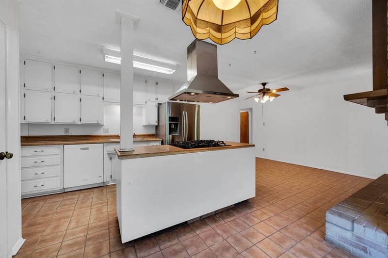7509 Overhill Road, Fort Worth TX 76116 - Photo 8