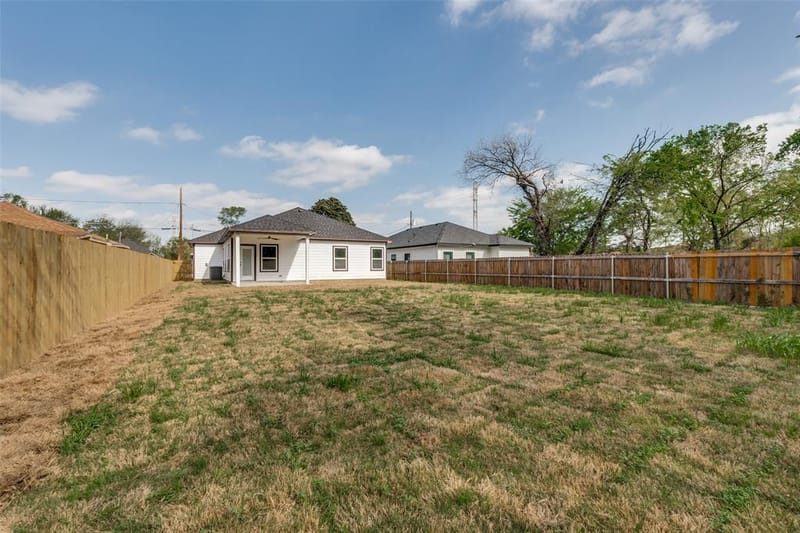 3402 Spring Avenue, Dallas TX 75215 - Photo 19
