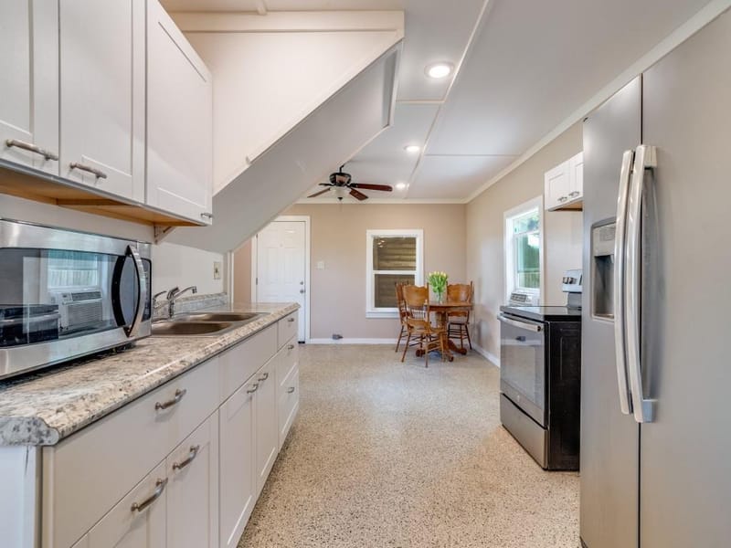 7904 River Run, Granbury TX 76049 - Photo 9