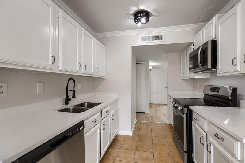 1200 Creekwood Court, Allen TX 75002 - Photo 10