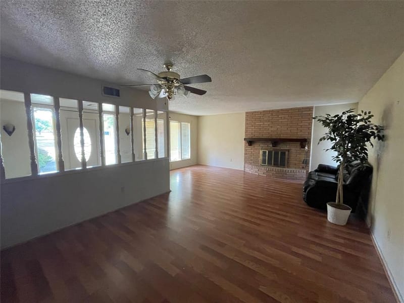 5300 Lake Crest Drive, Waco TX 76710 - Photo 8