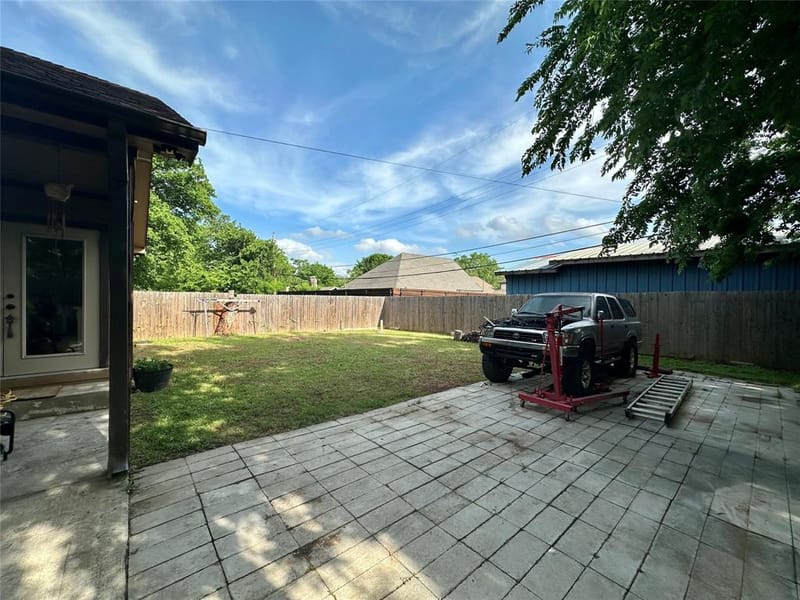 5432 Laster Road, Fort Worth TX 76119 - Photo 7