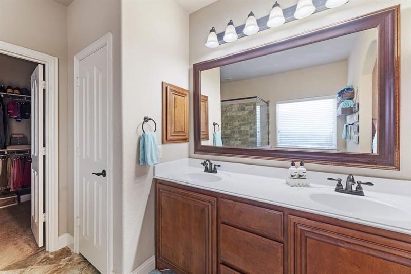 724 Marietta Lane, Aubrey TX 76227 - Photo 10