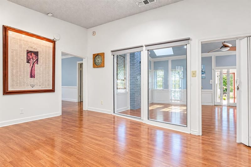2212 Southern Court, Carrollton TX 75006 - Photo 15