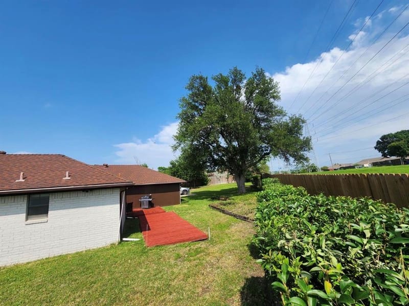 2212 Southern Court, Carrollton TX 75006 - Photo 39