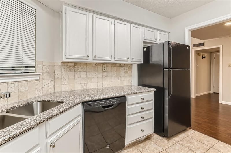 16301 Ledgemont Lane # 269, Addison TX 75001 - Photo 3