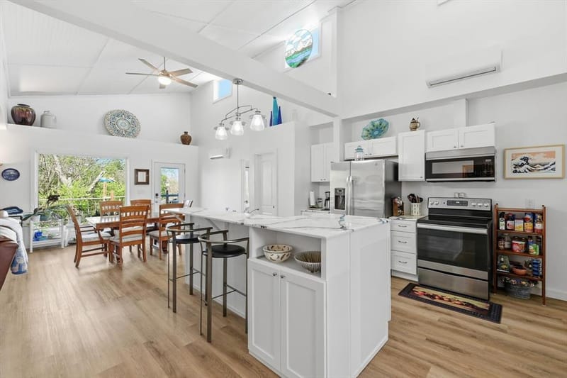 395 Lone Trail, Rhome TX 76078