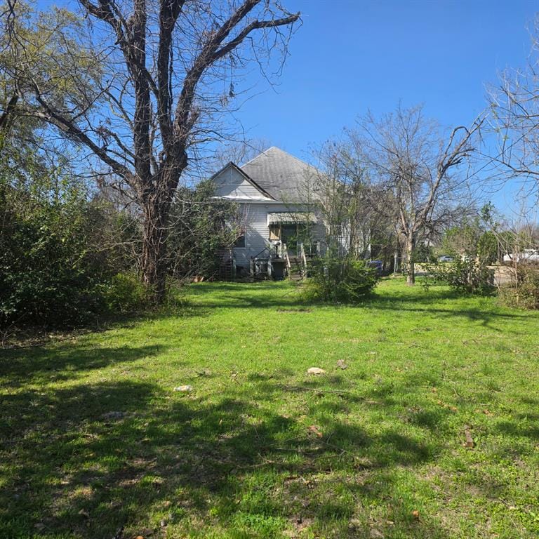 925 N 16th Street, Waco TX 76707 - Photo 5