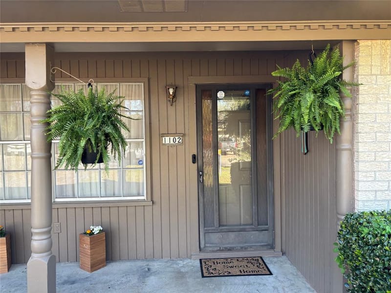 1102 Anthony Drive, Ennis TX 75119