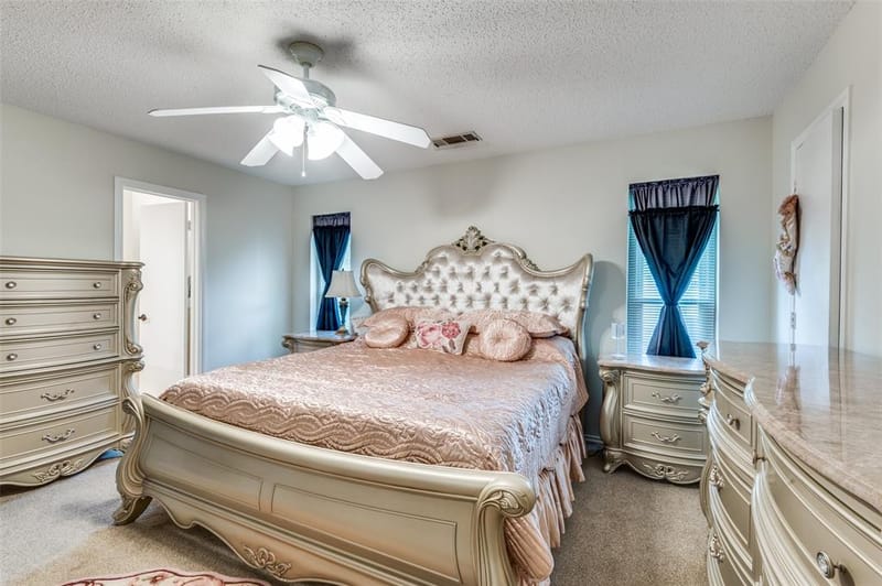 1513 Silverleaf Drive, Carrollton TX 75007 - Photo 10