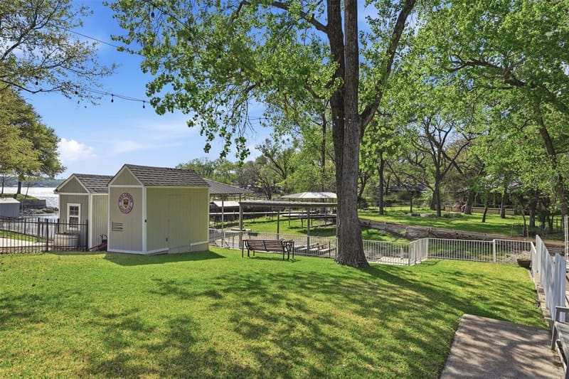 1105 E Lake Drive, Weatherford TX 76087 - Photo 24