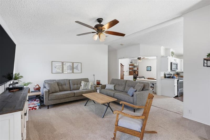 1105 E Lake Drive, Weatherford TX 76087 - Photo 10