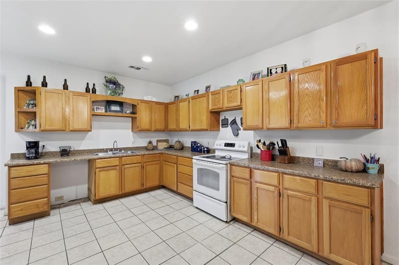 112 Willbanks Lane, Boyd TX 76023 - Photo 11