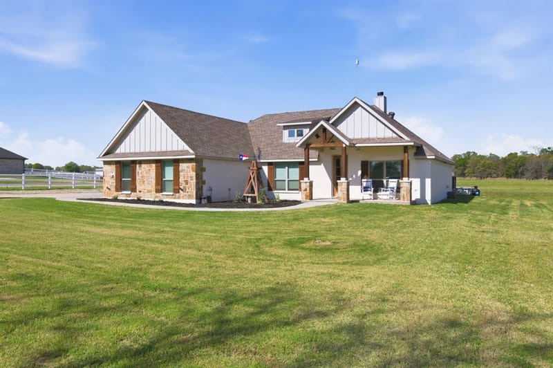 185 Stanley Lane, Poolville TX 76487 - Photo 4