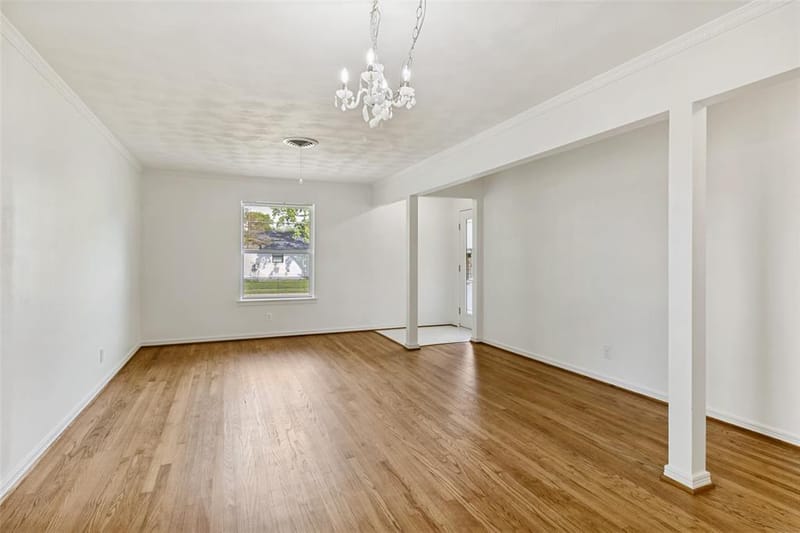 9935 Chippendale Drive, Dallas TX 75238 - Photo 8