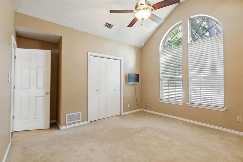 4055 Seabury Drive, Dallas TX 75287 - Photo 13