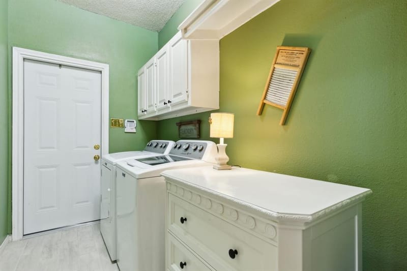 4055 Seabury Drive, Dallas TX 75287 - Photo 17