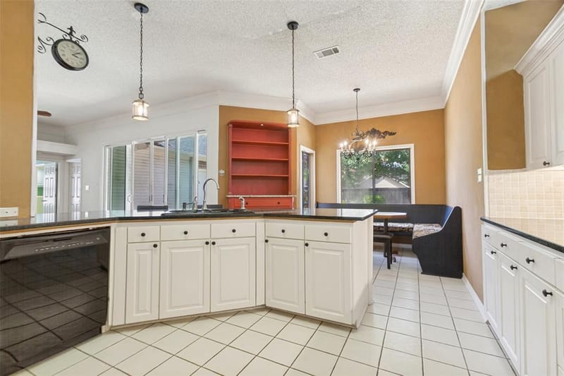 4055 Seabury Drive, Dallas TX 75287 - Photo 7