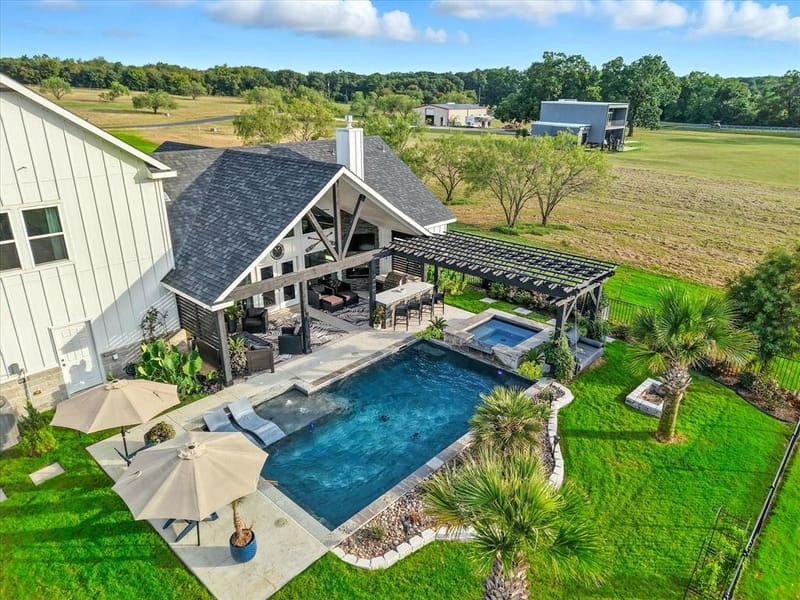 7025 Lake Vista Drive, Streetman TX 75859 - Photo 2