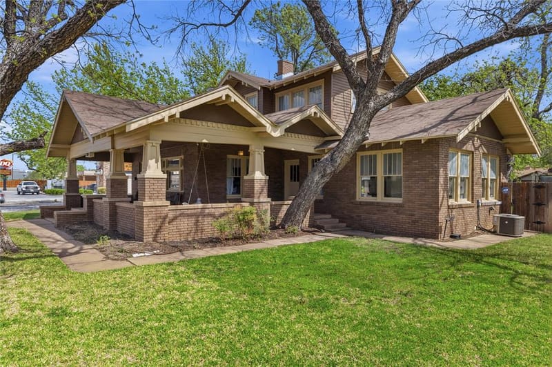 1700 Austin Avenue, Brownwood TX 76801 - Photo 35