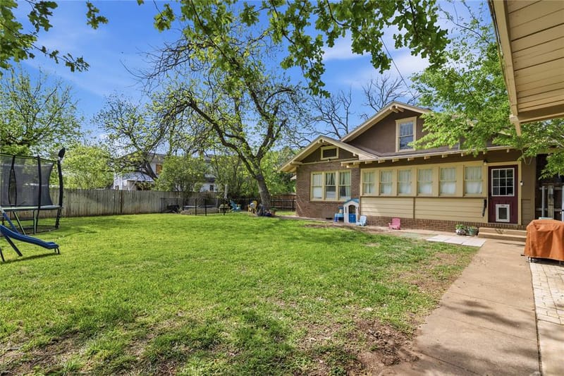 1700 Austin Avenue, Brownwood TX 76801 - Photo 31