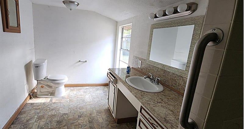 623 N Green Street, Grand Saline TX 75140 - Photo 11