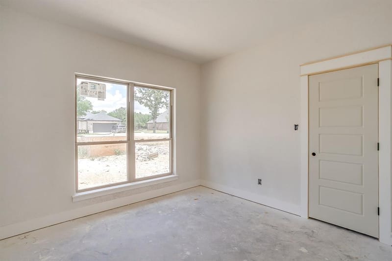 320 Rita Ridge Court, Millsap TX 76066 - Photo 6