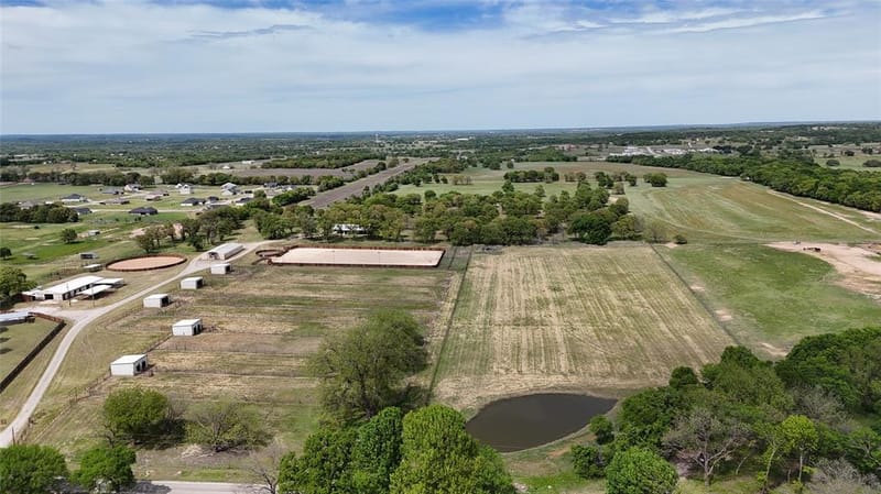 990 Doss Road, Millsap TX 76066 - Photo 10