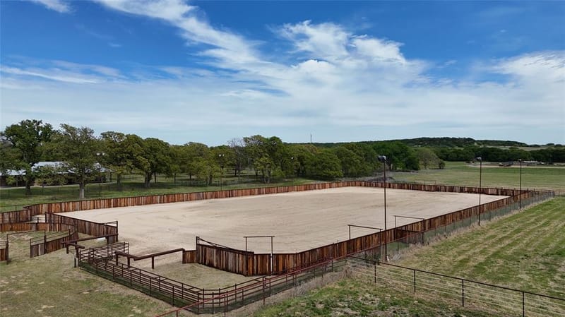 990 Doss Road, Millsap TX 76066 - Photo 4