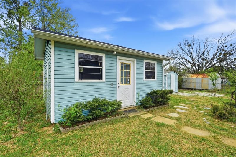 704 Abney Street, Whitesboro TX 76273 - Photo 34