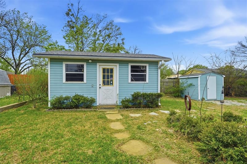 704 Abney Street, Whitesboro TX 76273 - Photo 35