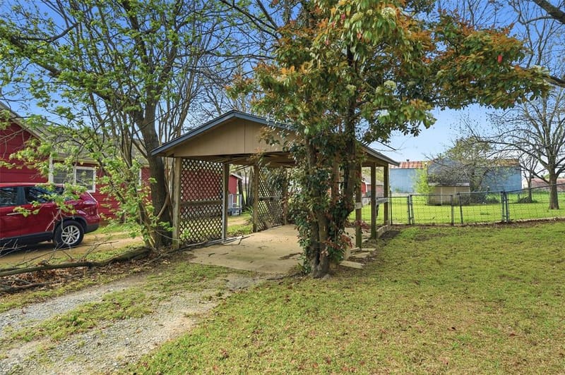 600 E South Street, Whitesboro TX 76273 - Photo 27