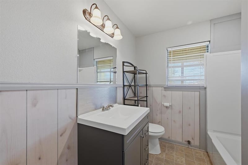 600 E South Street, Whitesboro TX 76273 - Photo 16
