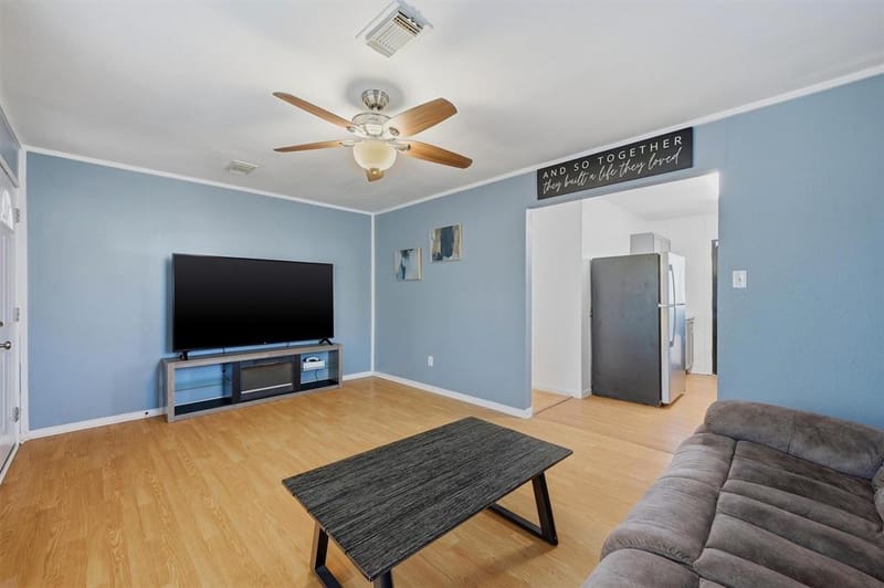 600 E South Street, Whitesboro TX 76273 - Photo 9