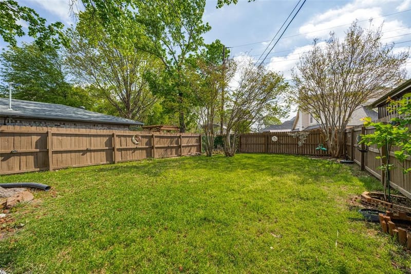 2705 N Woods Street, Sherman TX 75092 - Photo 23