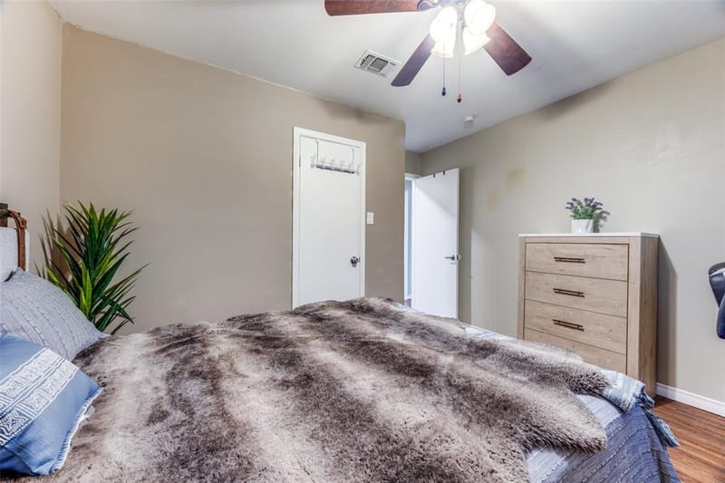 2705 N Woods Street, Sherman TX 75092 - Photo 11