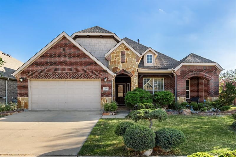 2100 Plamera Lane, Fort Worth TX 76131