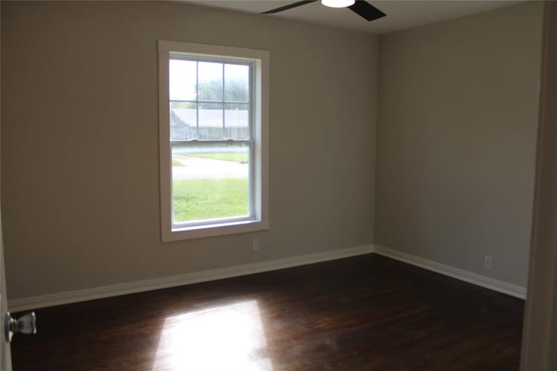 2105 6 TH, Brownwood TX 76801 - Photo 16