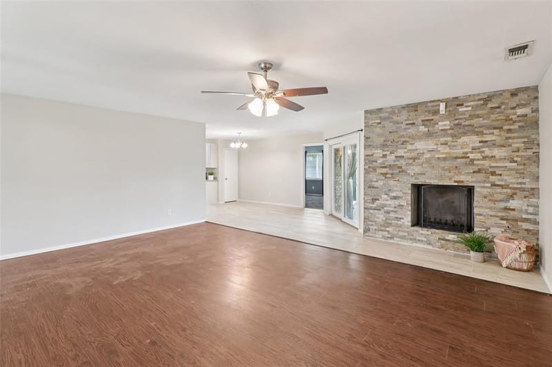 1126 Cordell Street, Denton TX 76201 - Photo 3