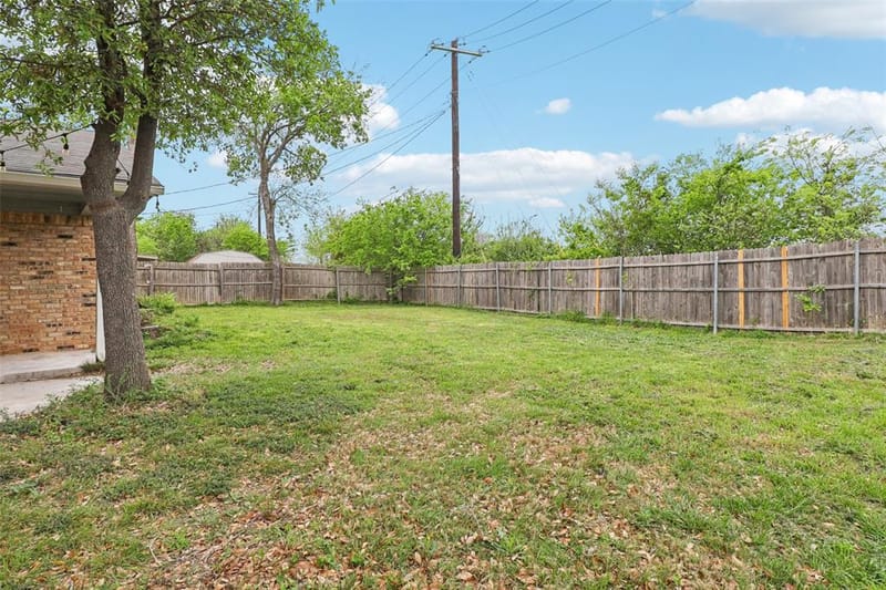1126 Cordell Street, Denton TX 76201 - Photo 21