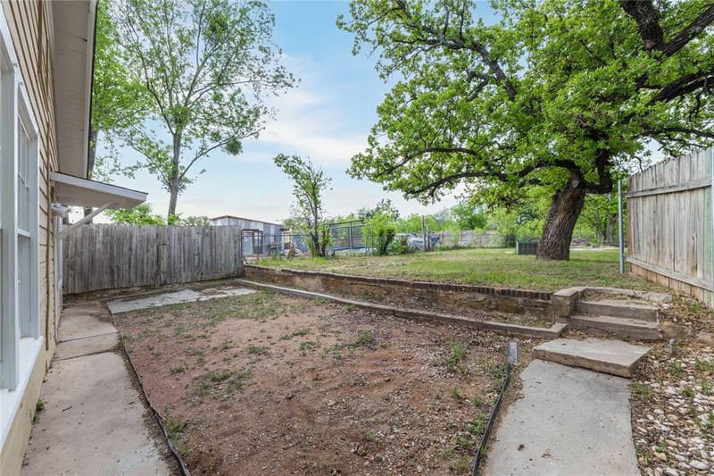 901 6th Street, Brownwood TX 76801 - Photo 23