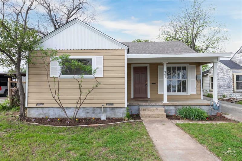 901 6th Street, Brownwood TX 76801